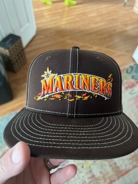 Seattle Mariners MLB Fall Foliage 59FIFTY Fitted Hat (7 1/8)